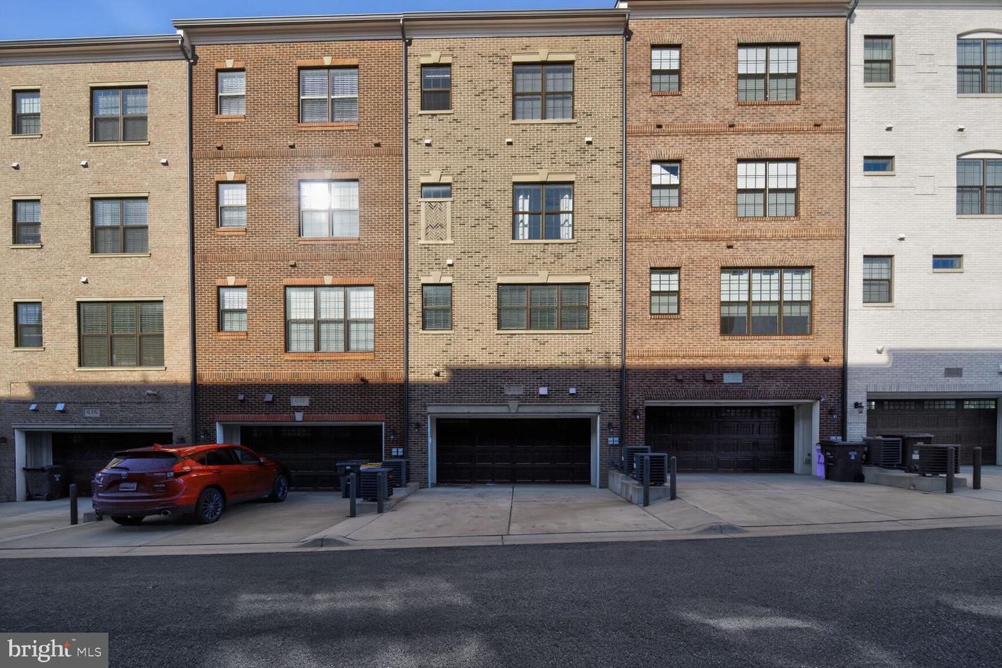 620 Leigh Way Property Photo 25