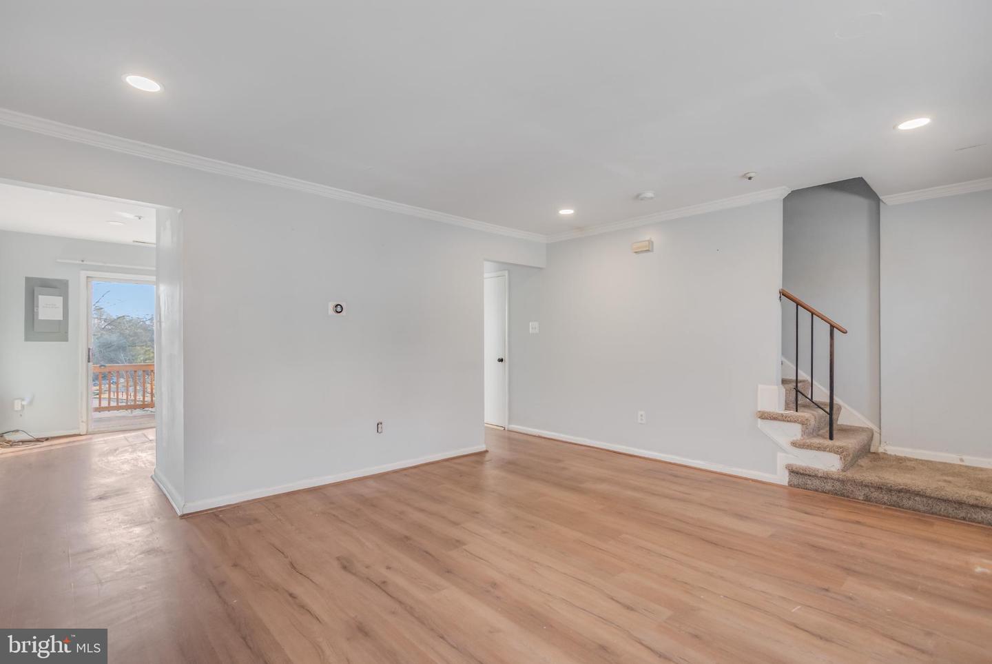 6805 Milltown Ct Property Photo 4