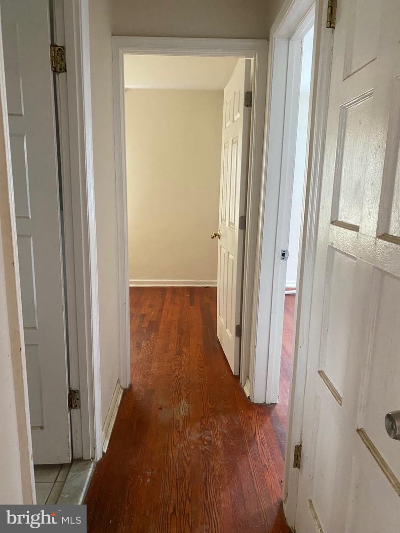 2109 Beechwood Rd Property Photo 10