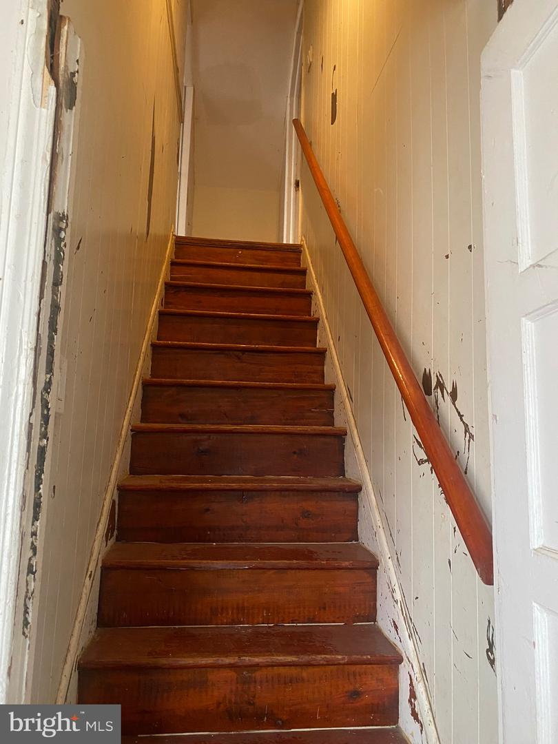 2109 Beechwood Rd Property Photo 16