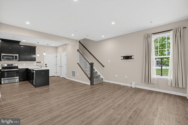 10501 Neil Armstrong Way Property Photo 3
