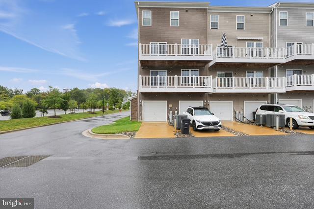 10501 Neil Armstrong Way Property Photo 24