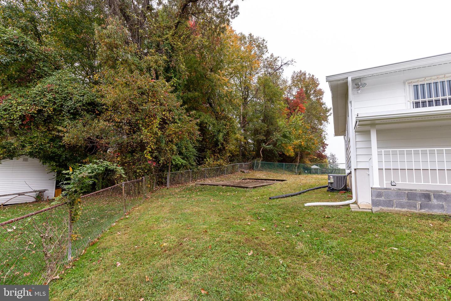 1414 Alberta Dr Property Photo 29