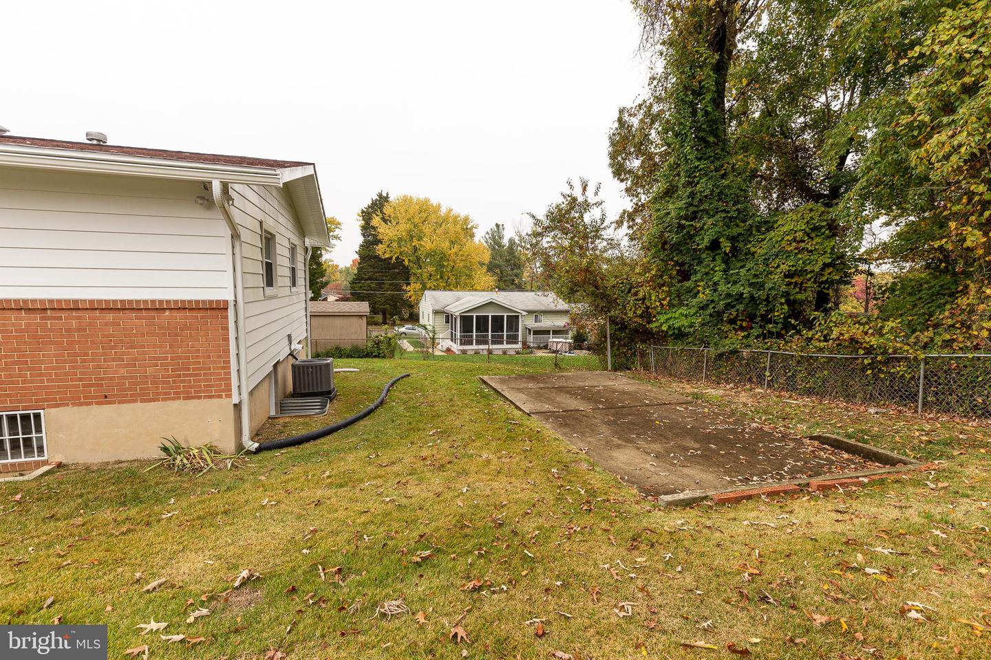 1414 Alberta Dr Property Photo 33