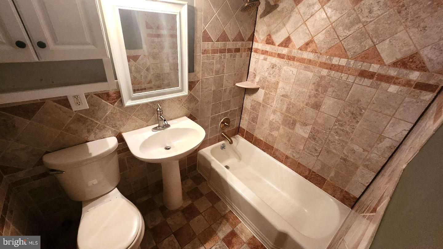 3928-d Stone Gate Dr #d Property Photo 15