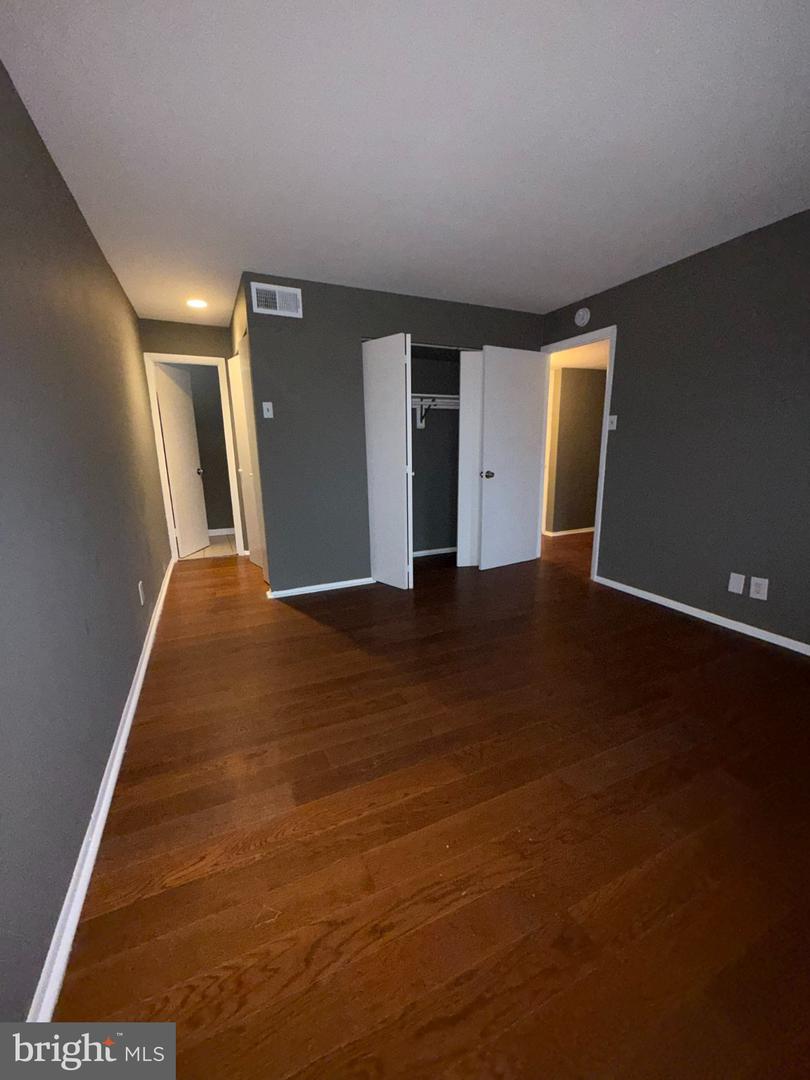 3928-d Stone Gate Dr #d Property Photo 24