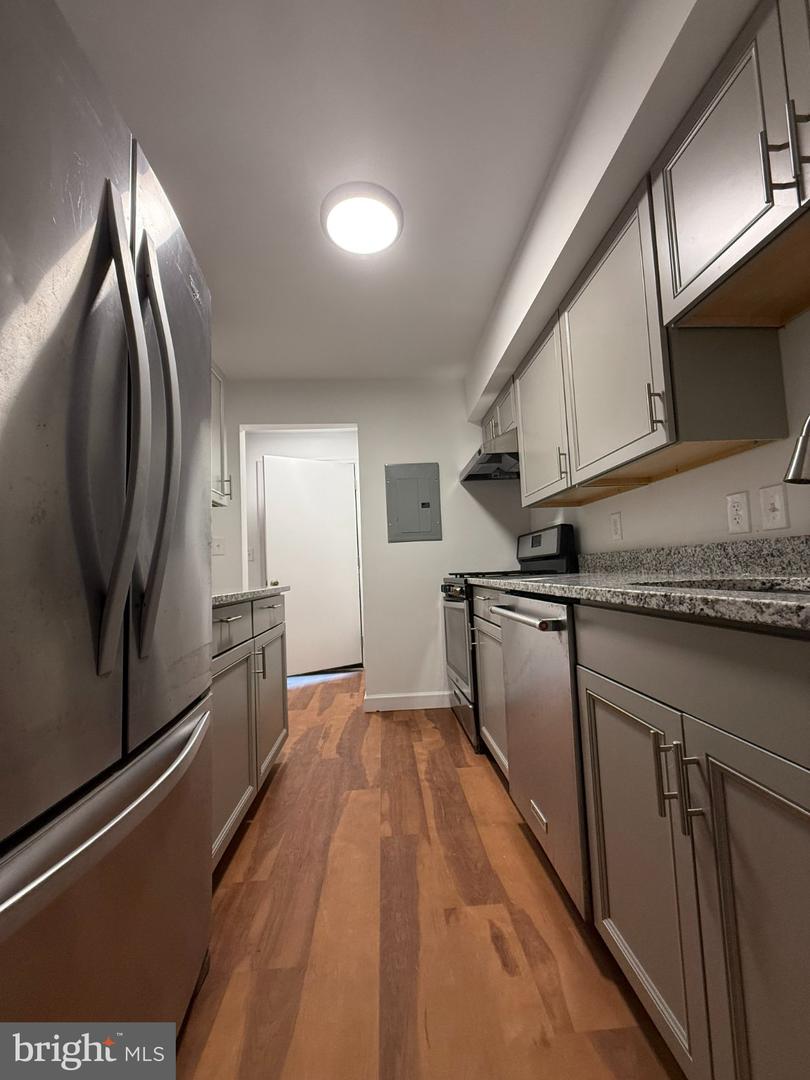 3928-d Stone Gate Dr #d Property Photo 30