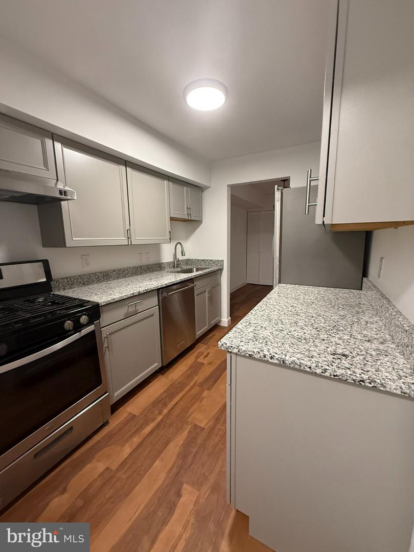 3928-d Stone Gate Dr #d Property Photo 31