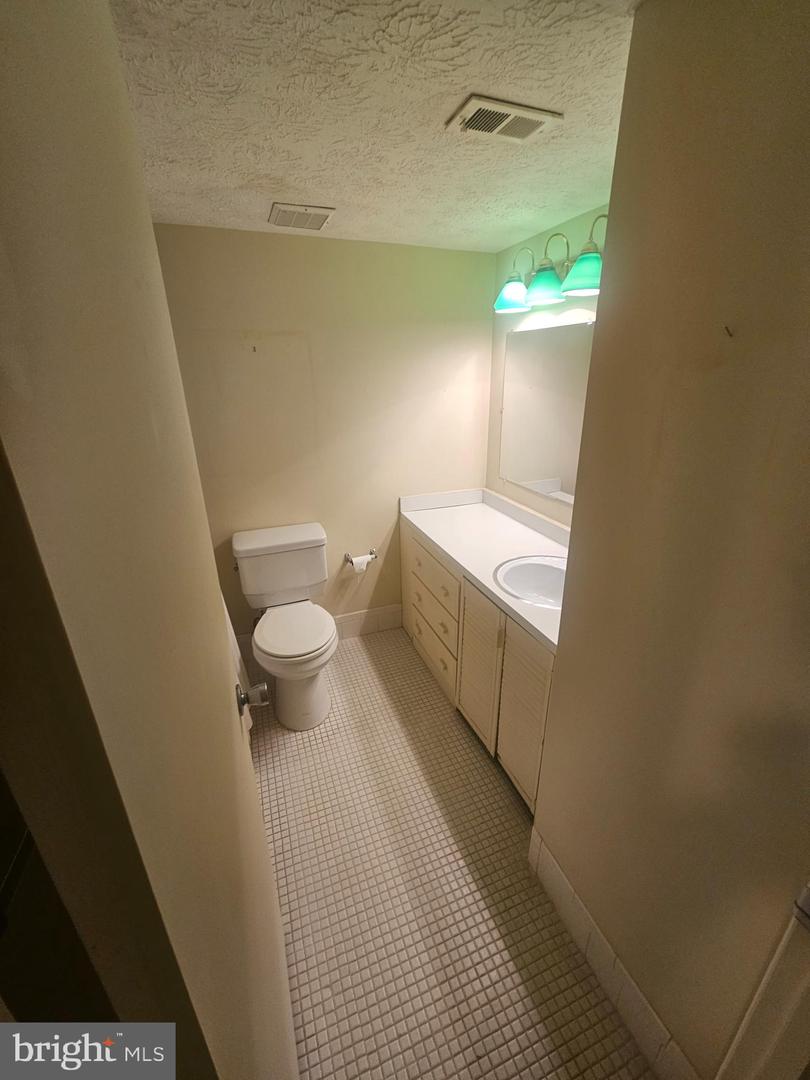 7724 Hanover Pkwy #186 Property Photo 5