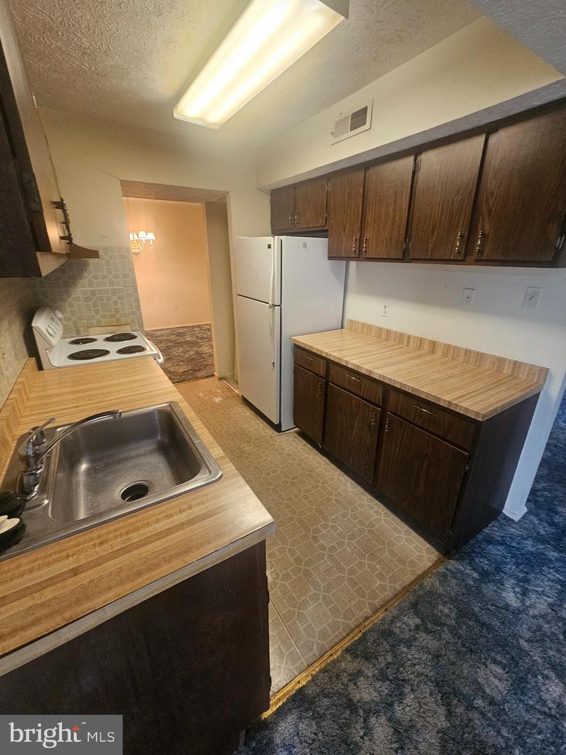 7724 Hanover Pkwy #186 Property Photo 14