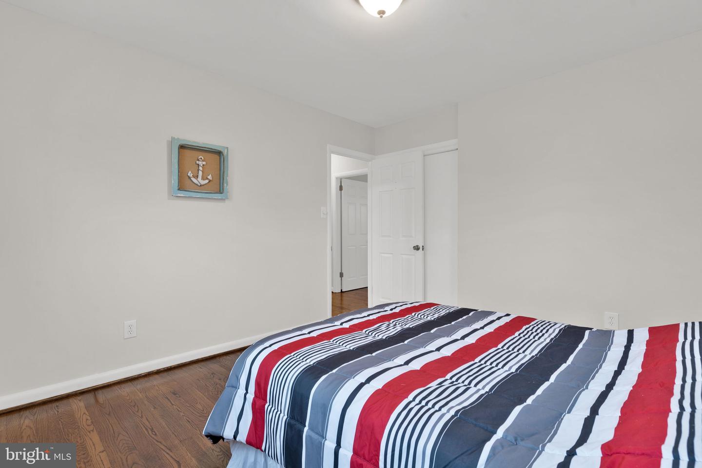 1029 Broadview Rd Property Photo 11