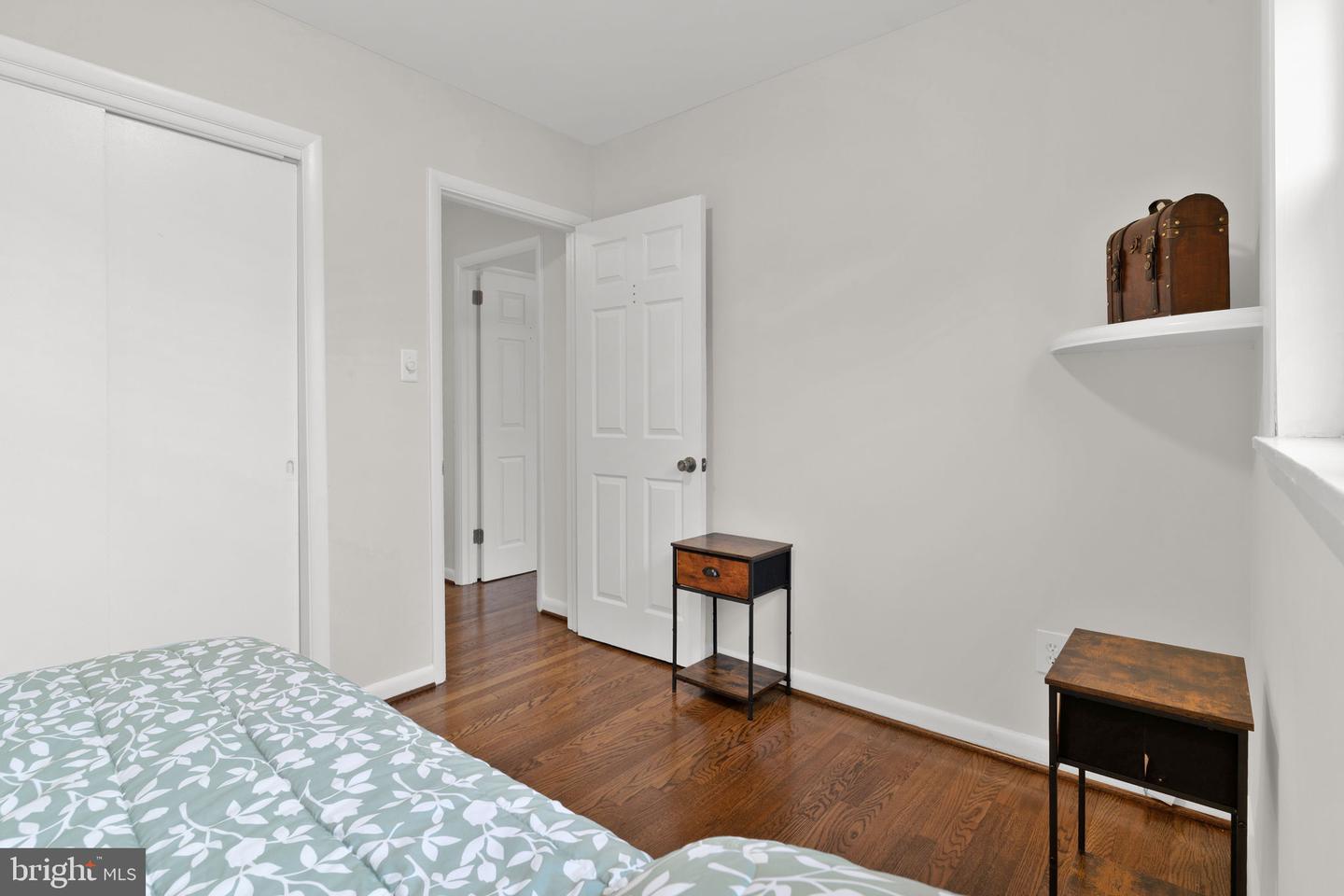 1029 Broadview Rd Property Photo 14