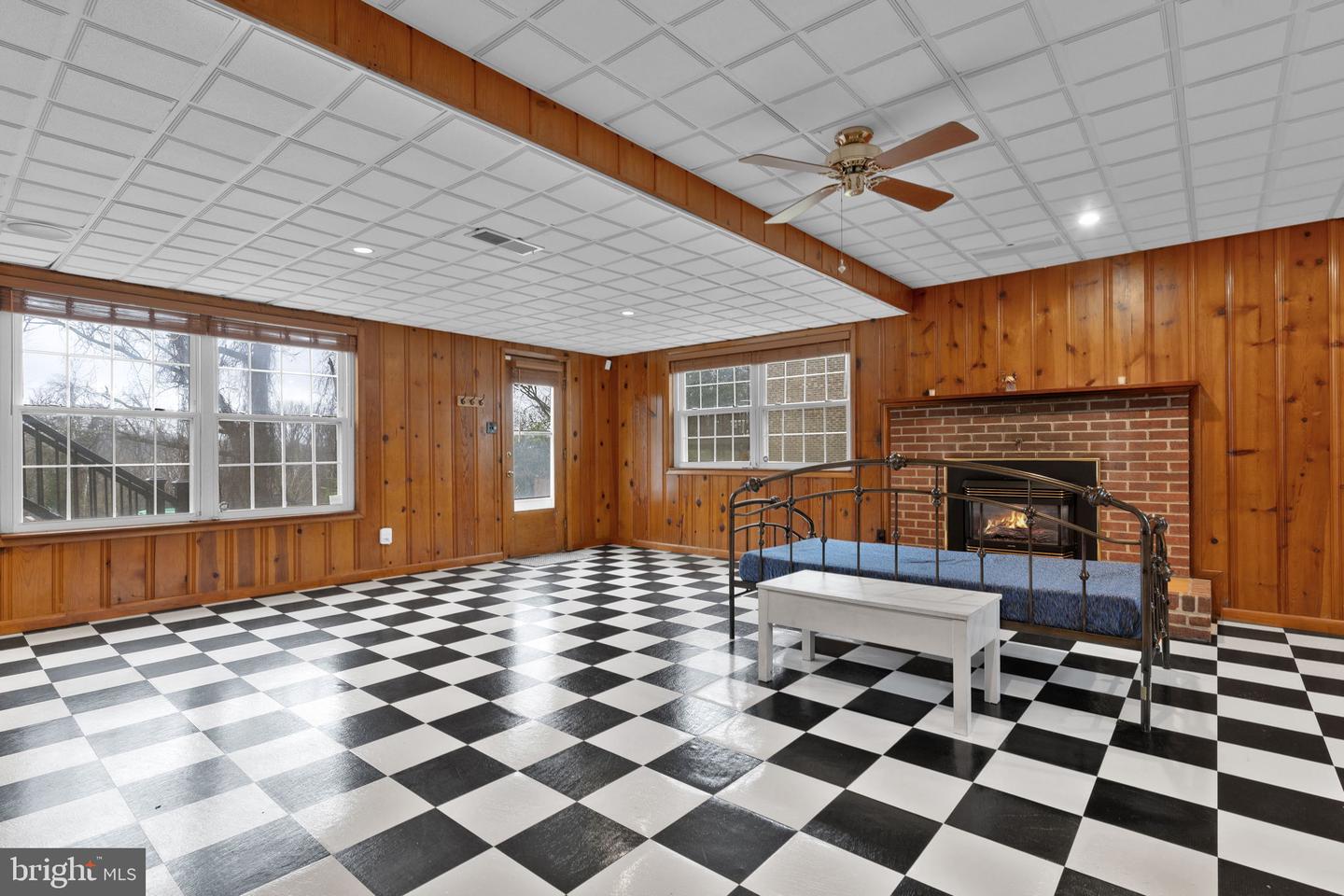 1029 Broadview Rd Property Photo 18