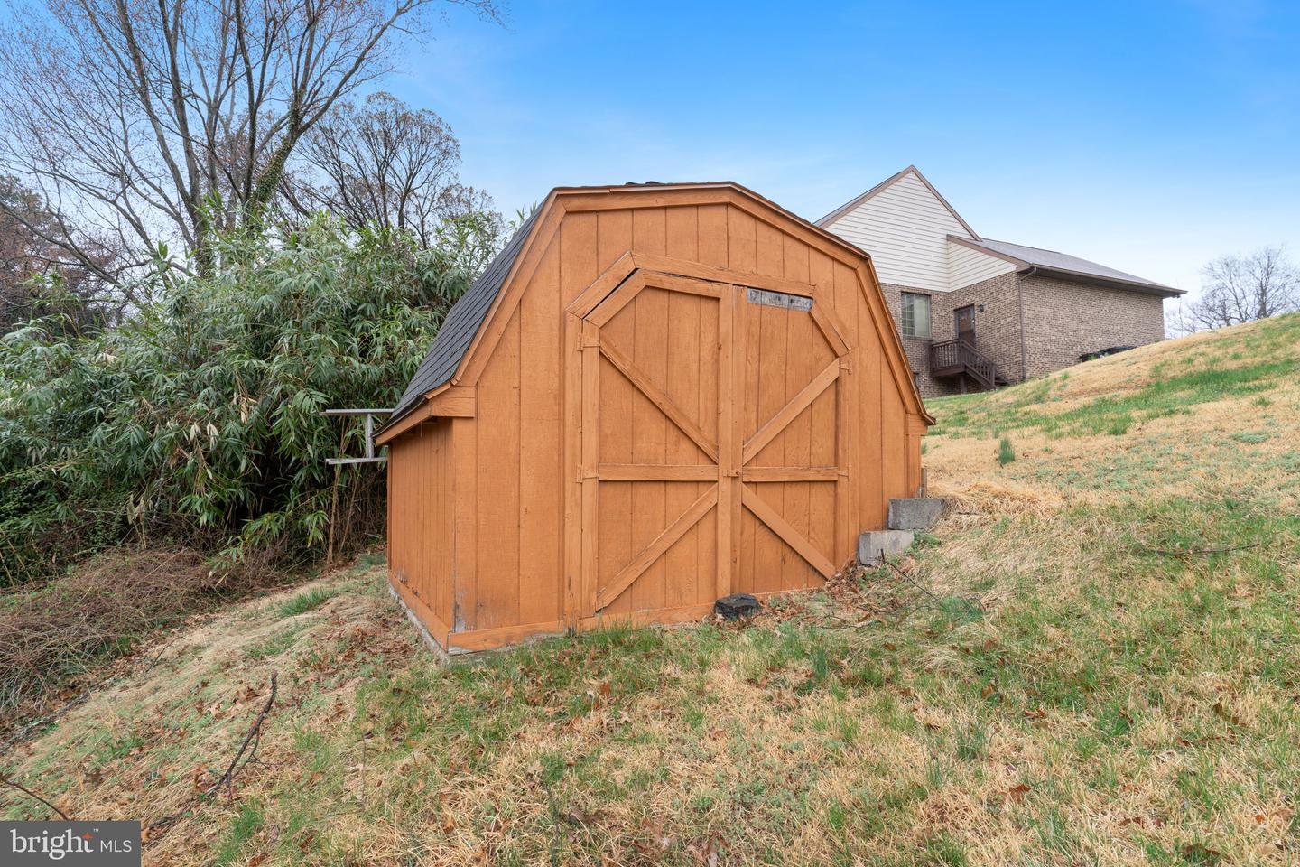 1029 Broadview Rd Property Photo 28