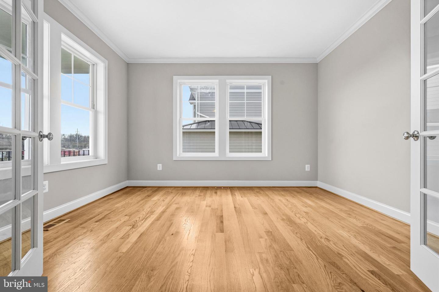 5807 Beecher St Property Photo 10
