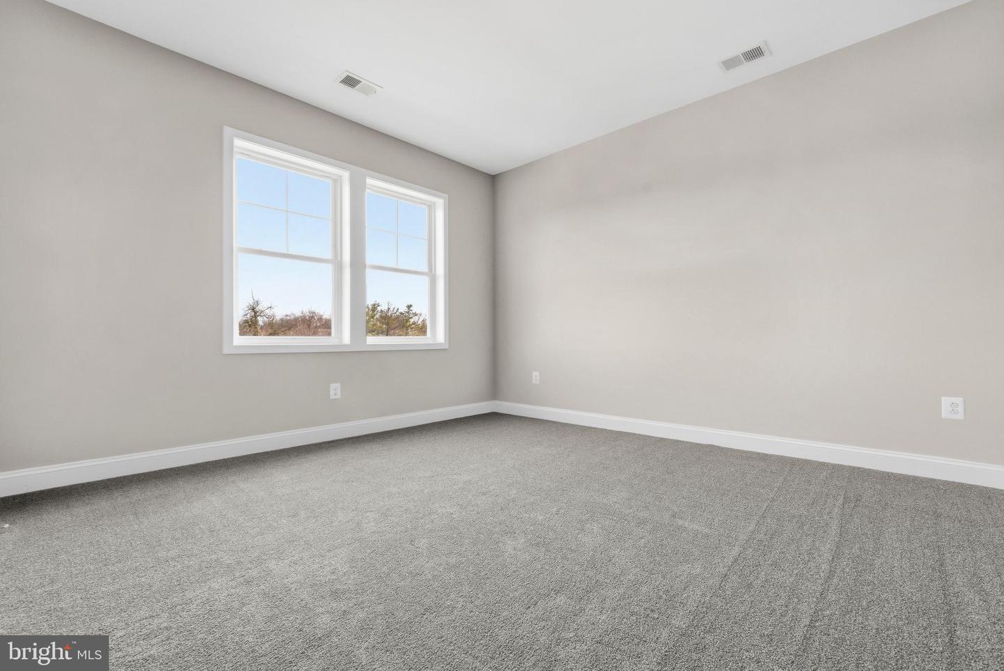 5807 Beecher St Property Photo 36