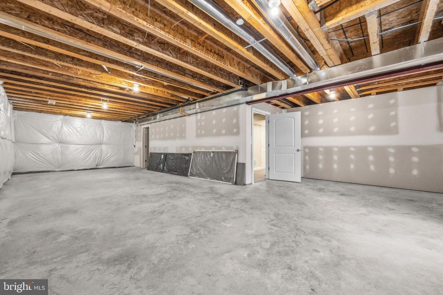 5807 Beecher St Property Photo 46