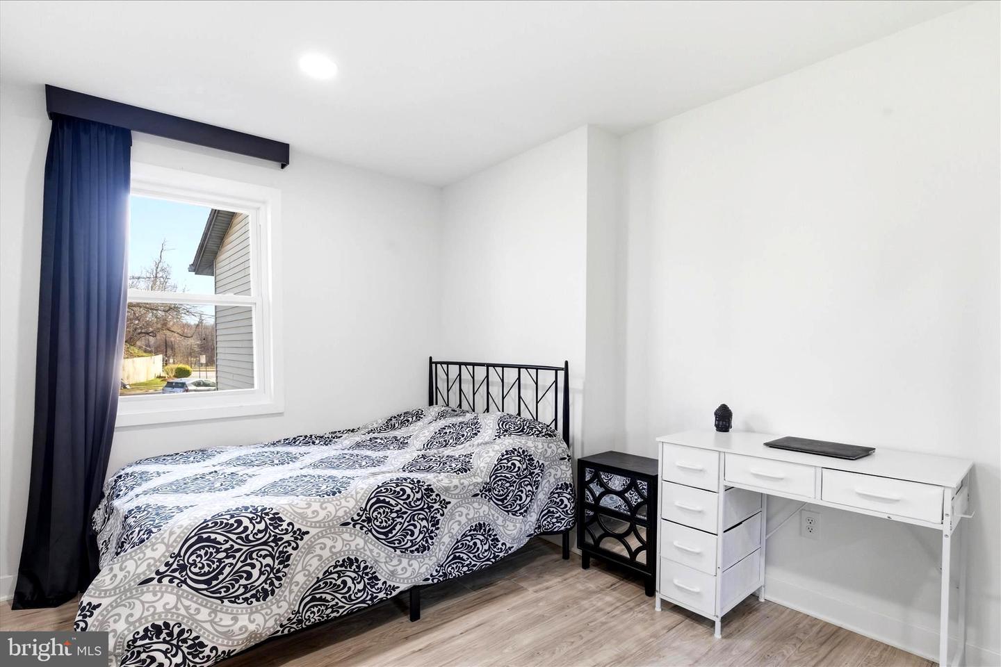 16 Daimler Dr #62 Property Photo 19