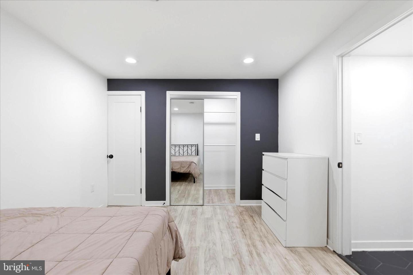 16 Daimler Dr #62 Property Photo 25