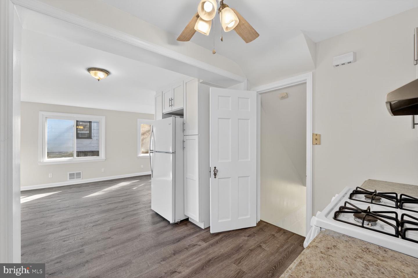 4901 Tuckerman St Property Photo 7