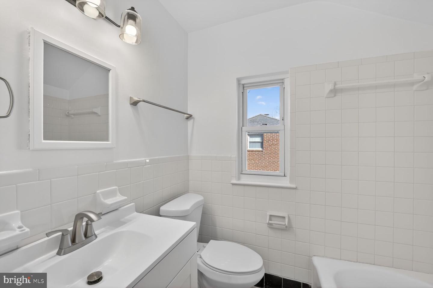 4901 Tuckerman St Property Photo 10