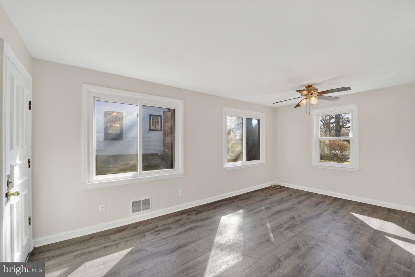 4901 Tuckerman St Property Photo 13