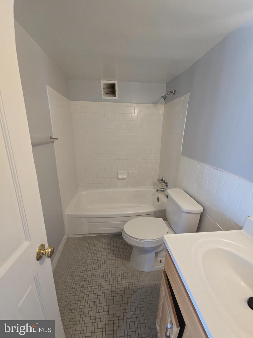 1832 Metzerott Rd #306 Property Photo 8