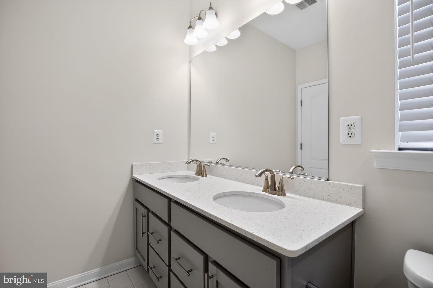 16216 Tortola Dr Property Photo 28