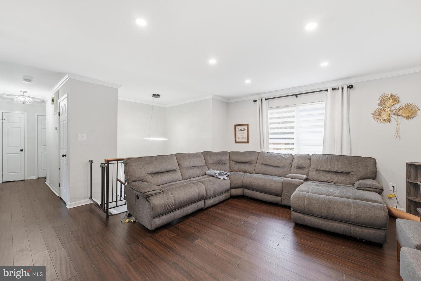 6909 Cherryfield Rd Property Photo 4