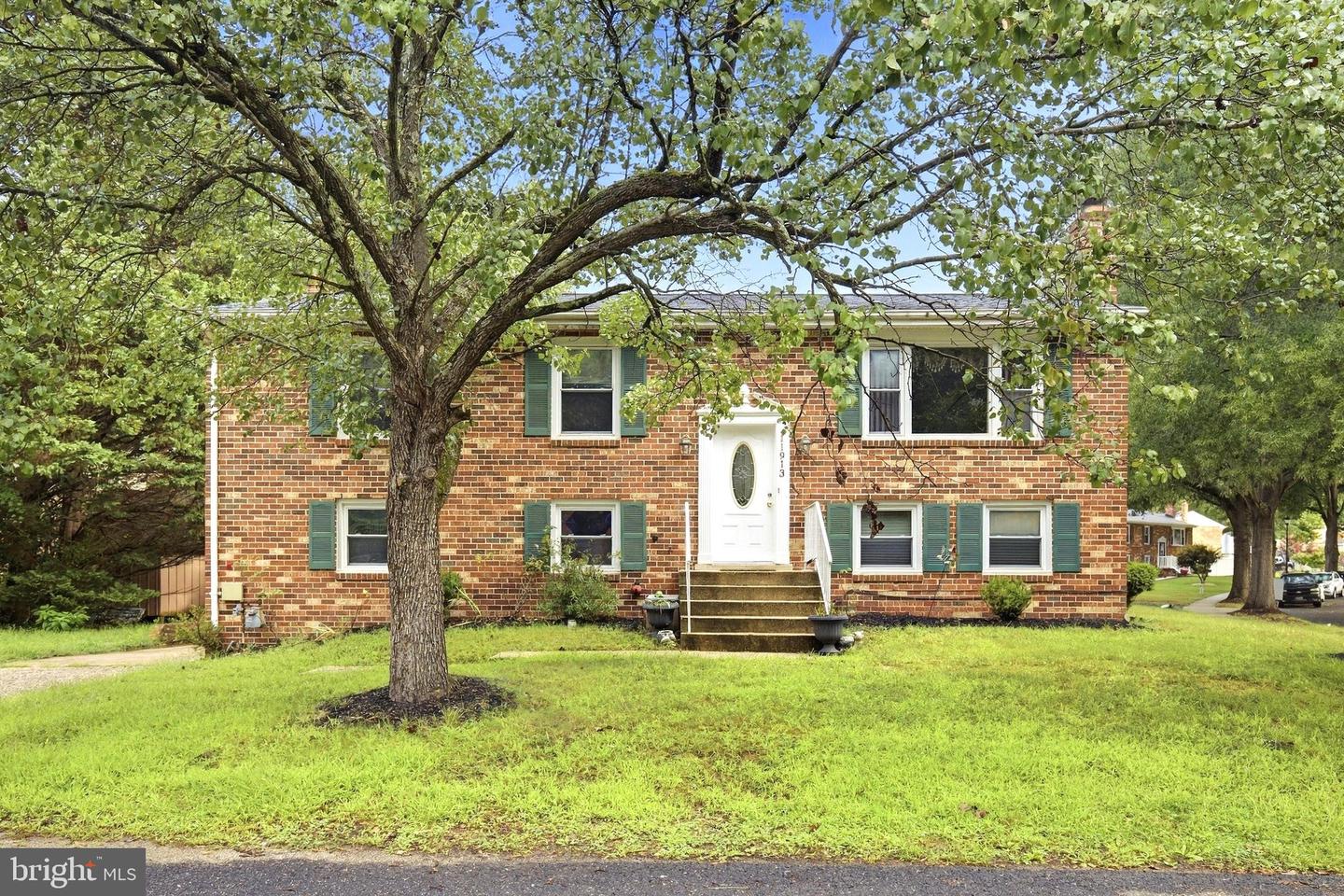 11913 Birchview Dr Property Photo 2