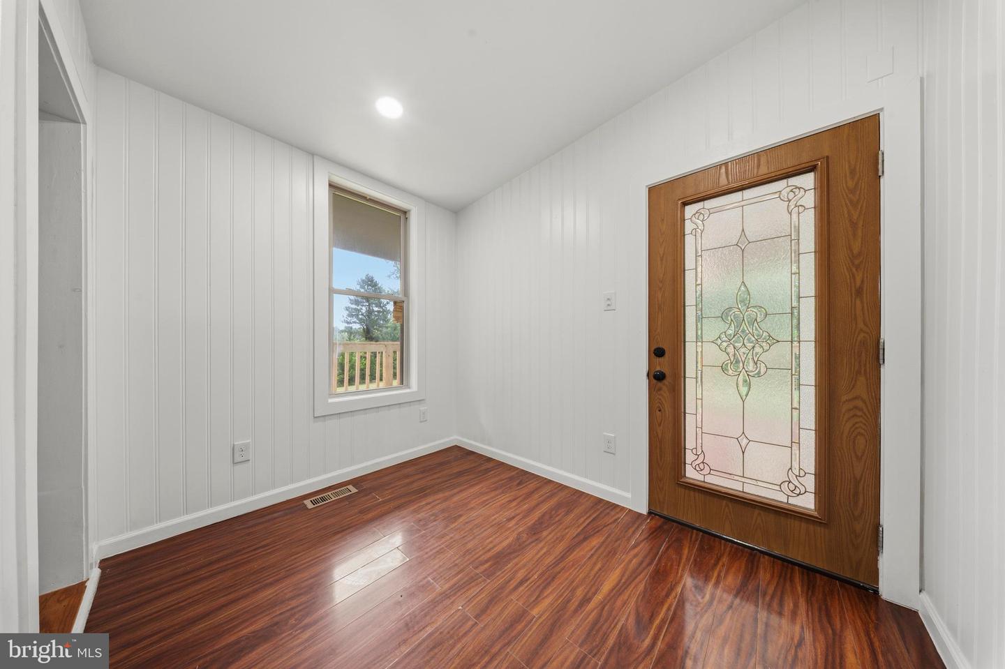 4800 Erie St Property Photo 11
