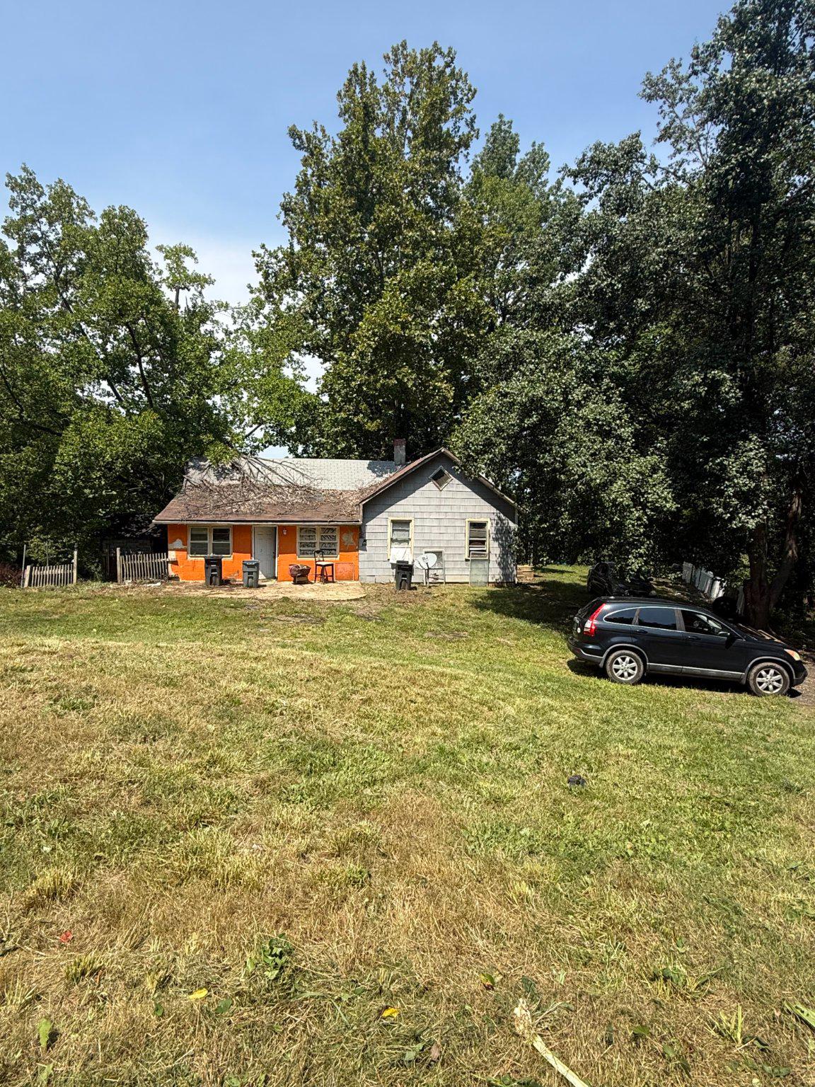 1701 FERGUSON LN