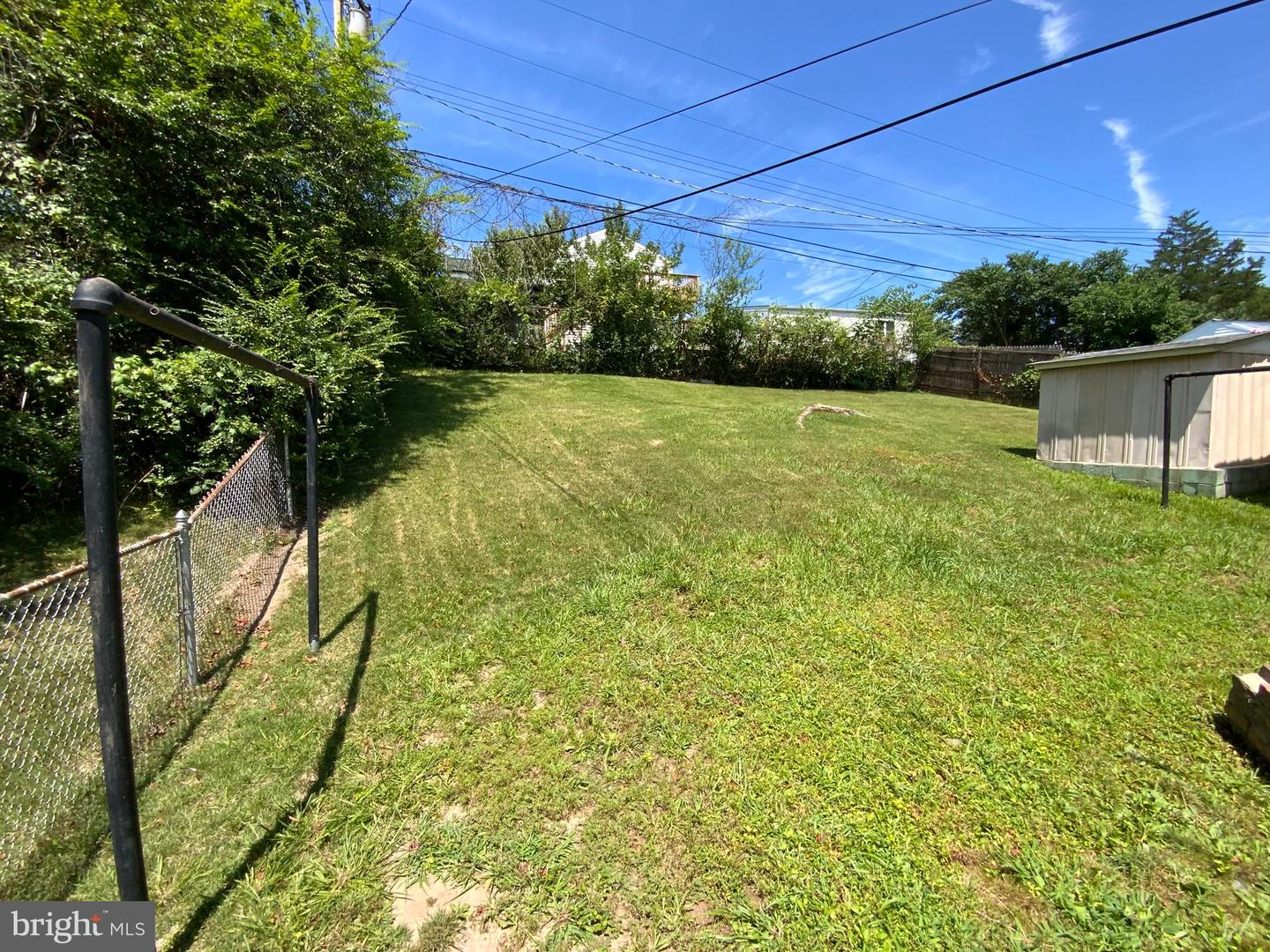 1019 Marton St Property Photo 28