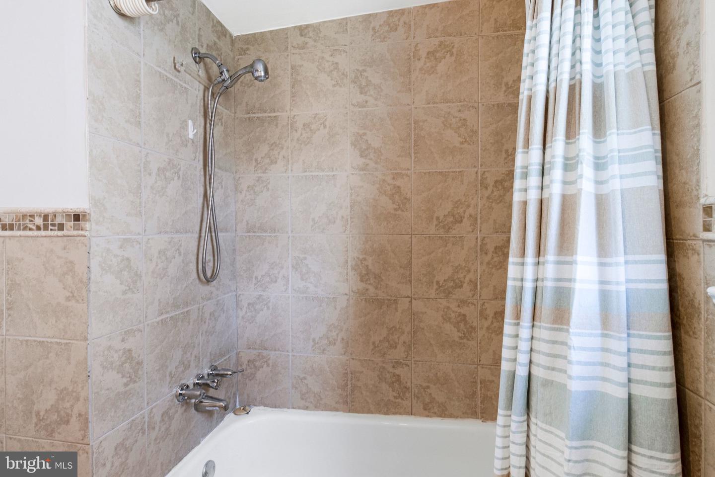 6105 Kolb St Property Photo 20