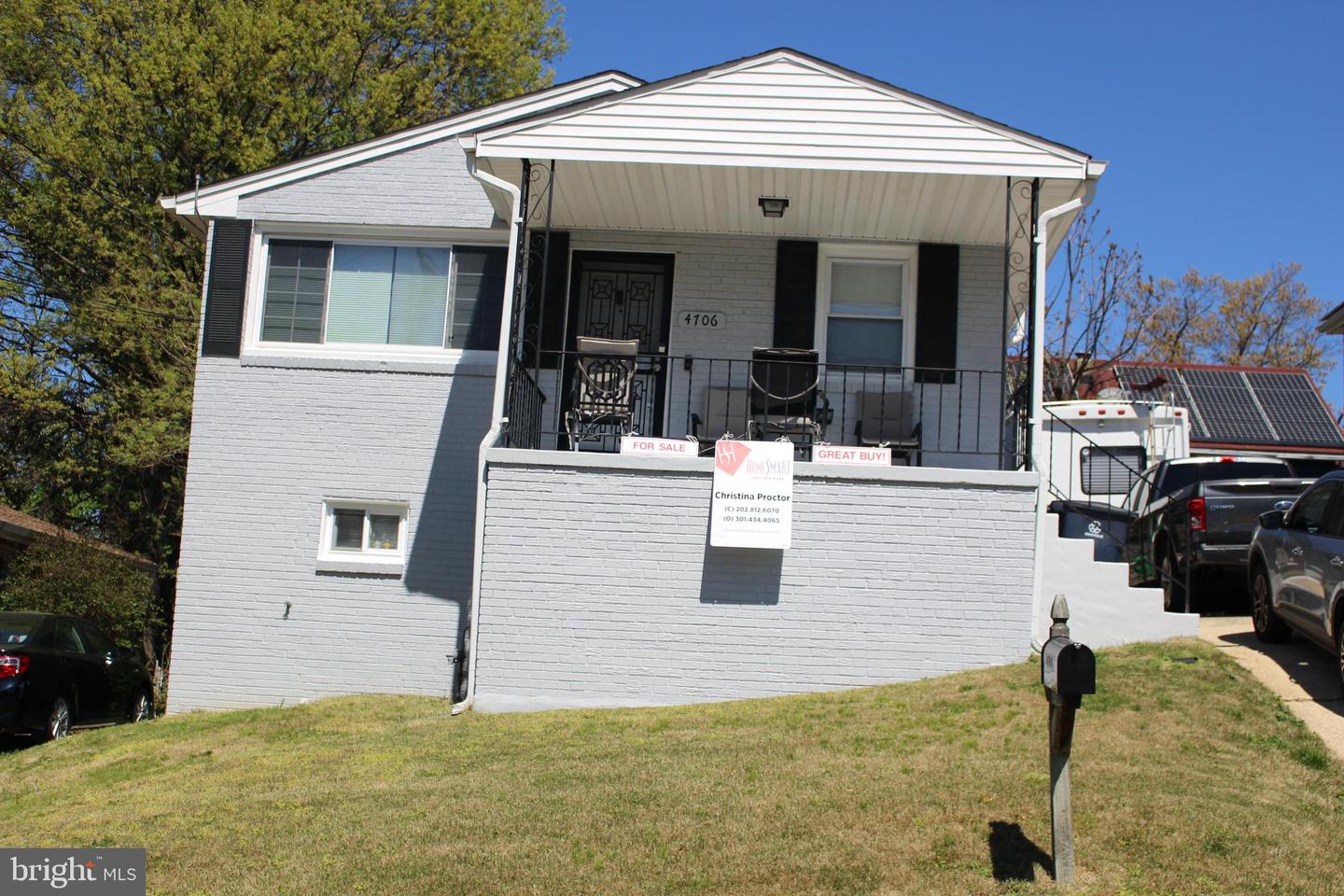 4706 Heath St Property Photo 1