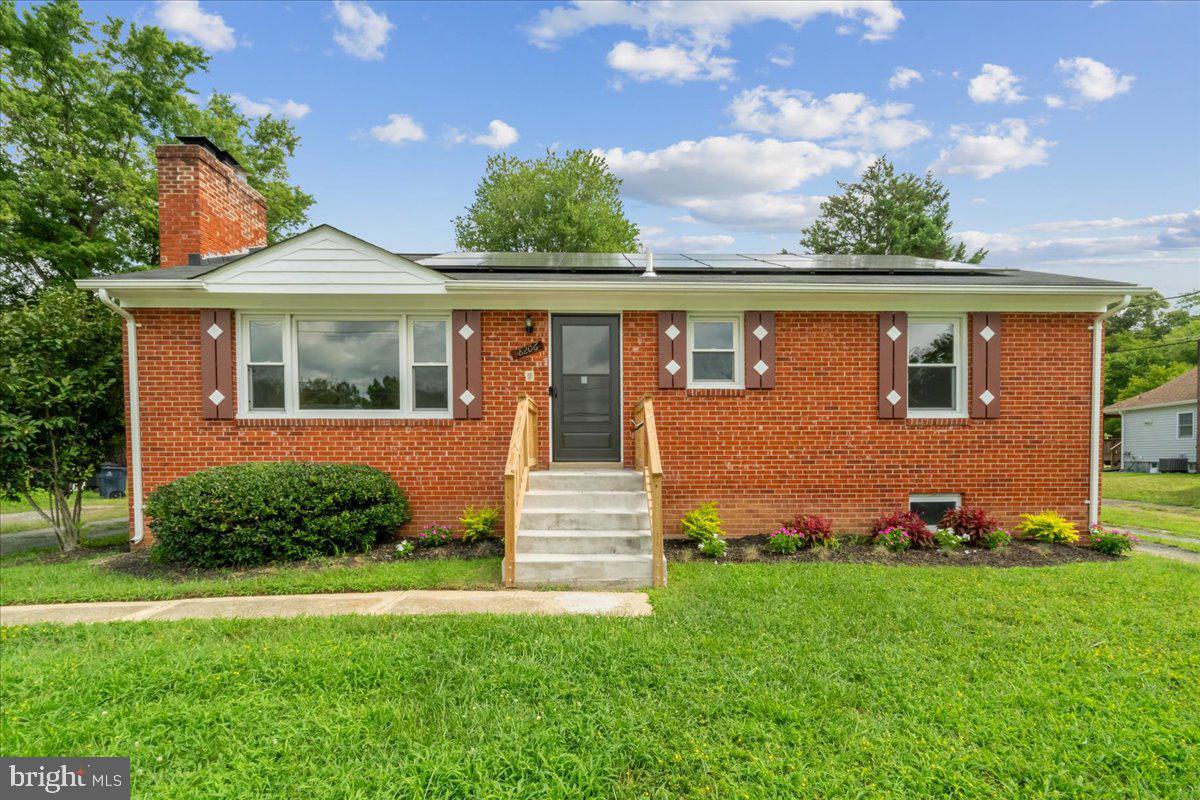 8206 Dangerfield Pl Property Photo 1