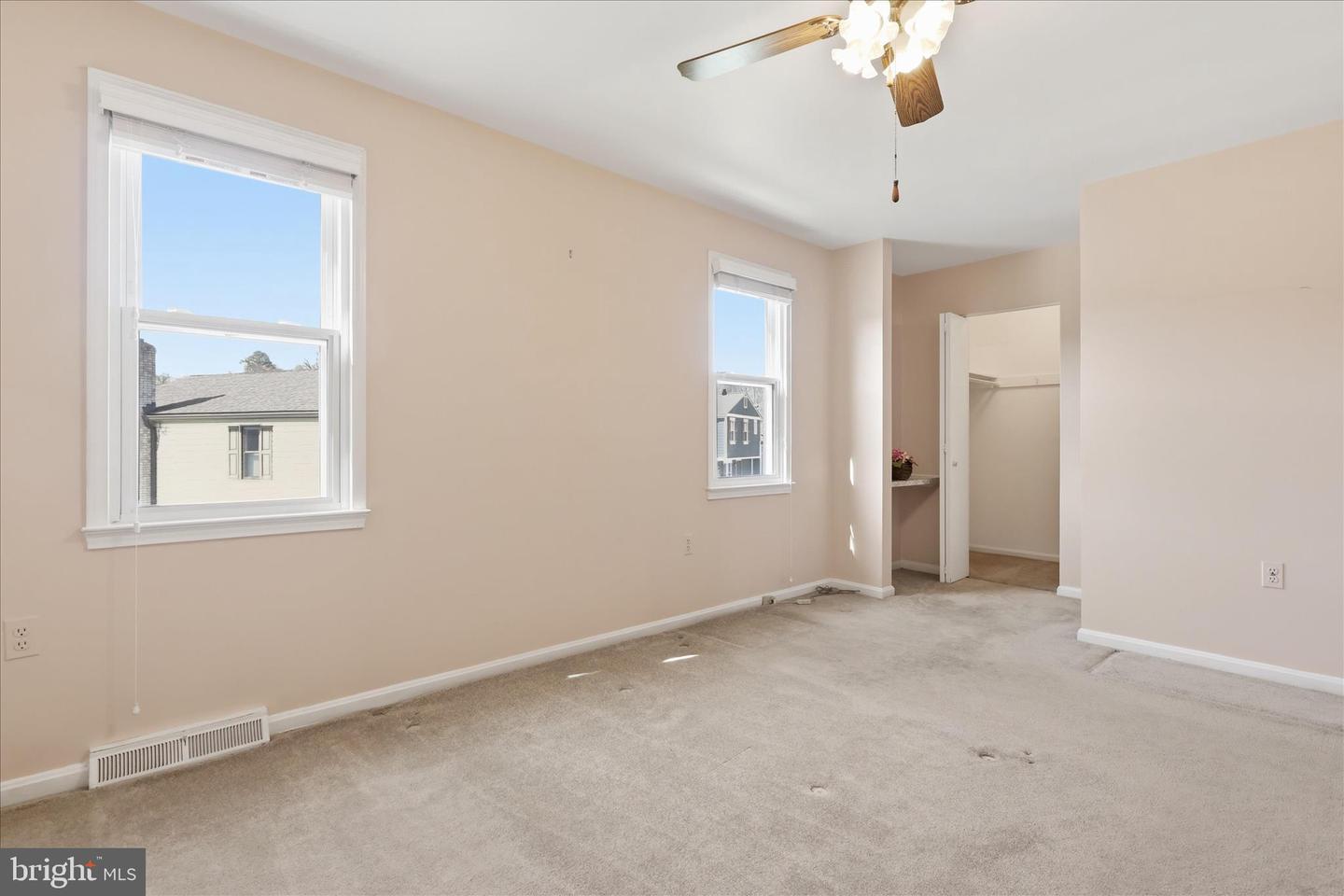 2703 Lackawanna Pl Property Photo 18