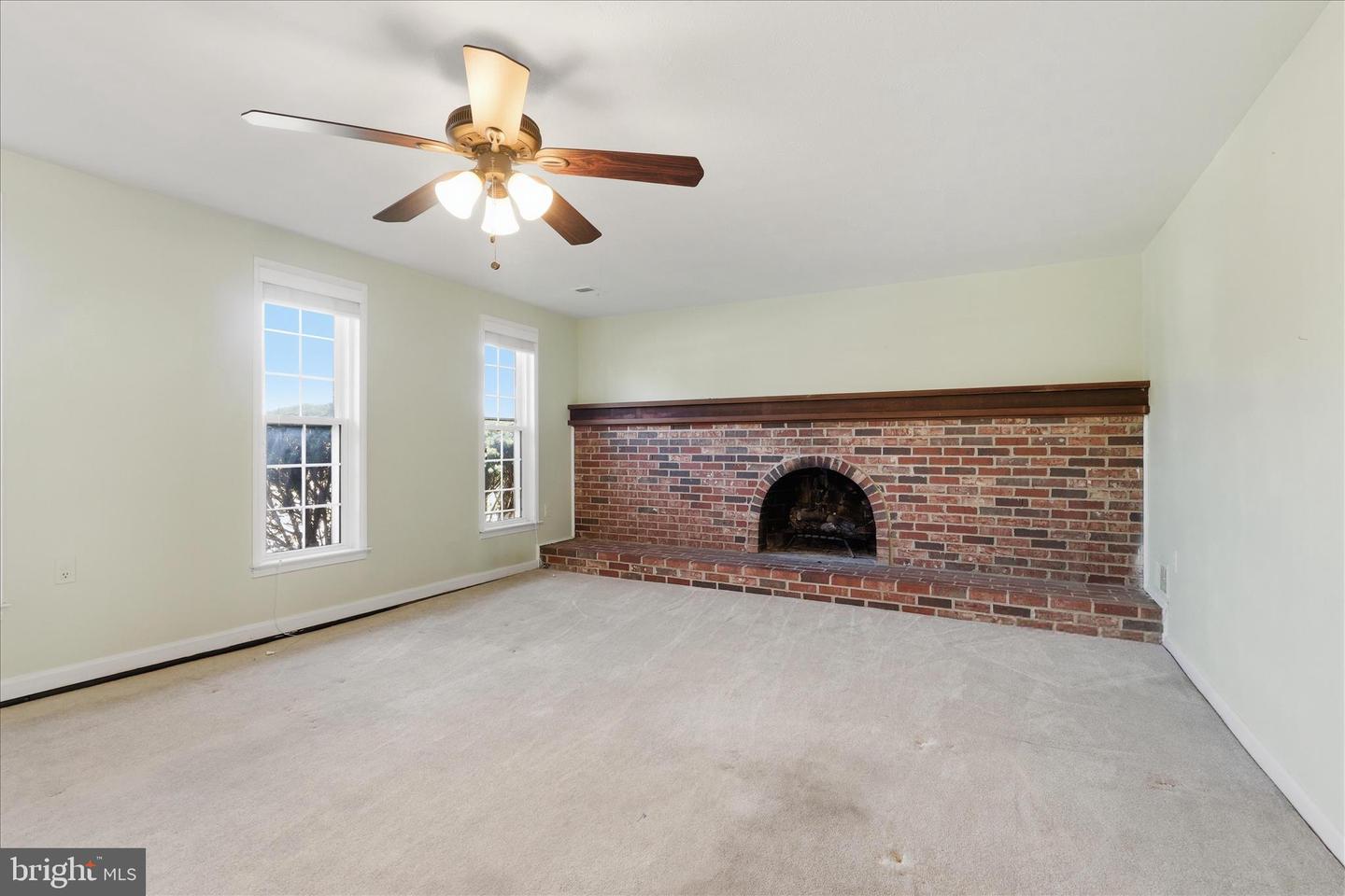 2703 Lackawanna Pl Property Photo 21