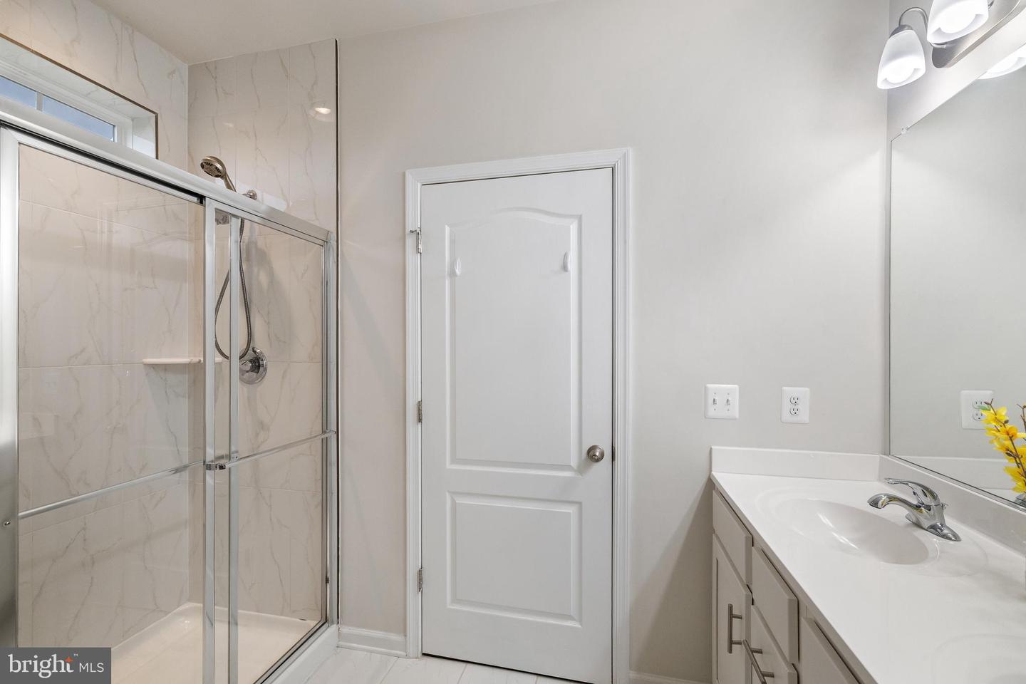 1076 Overlook Way Property Photo 19
