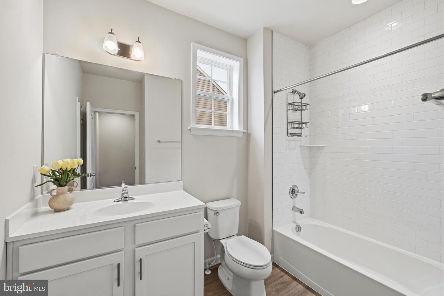 1076 Overlook Way Property Photo 23