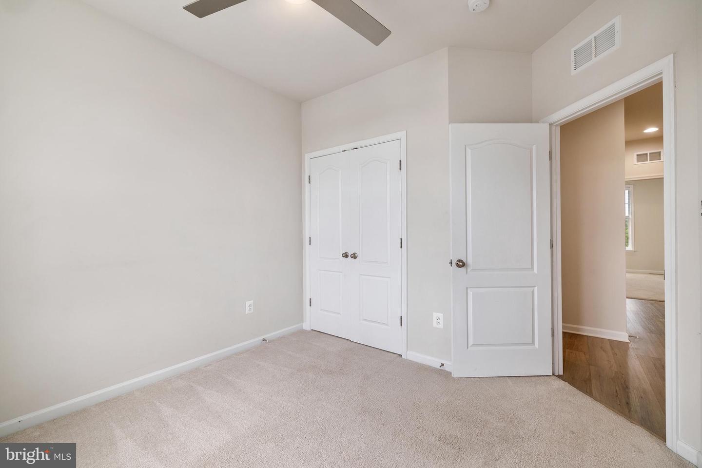 1076 Overlook Way Property Photo 29