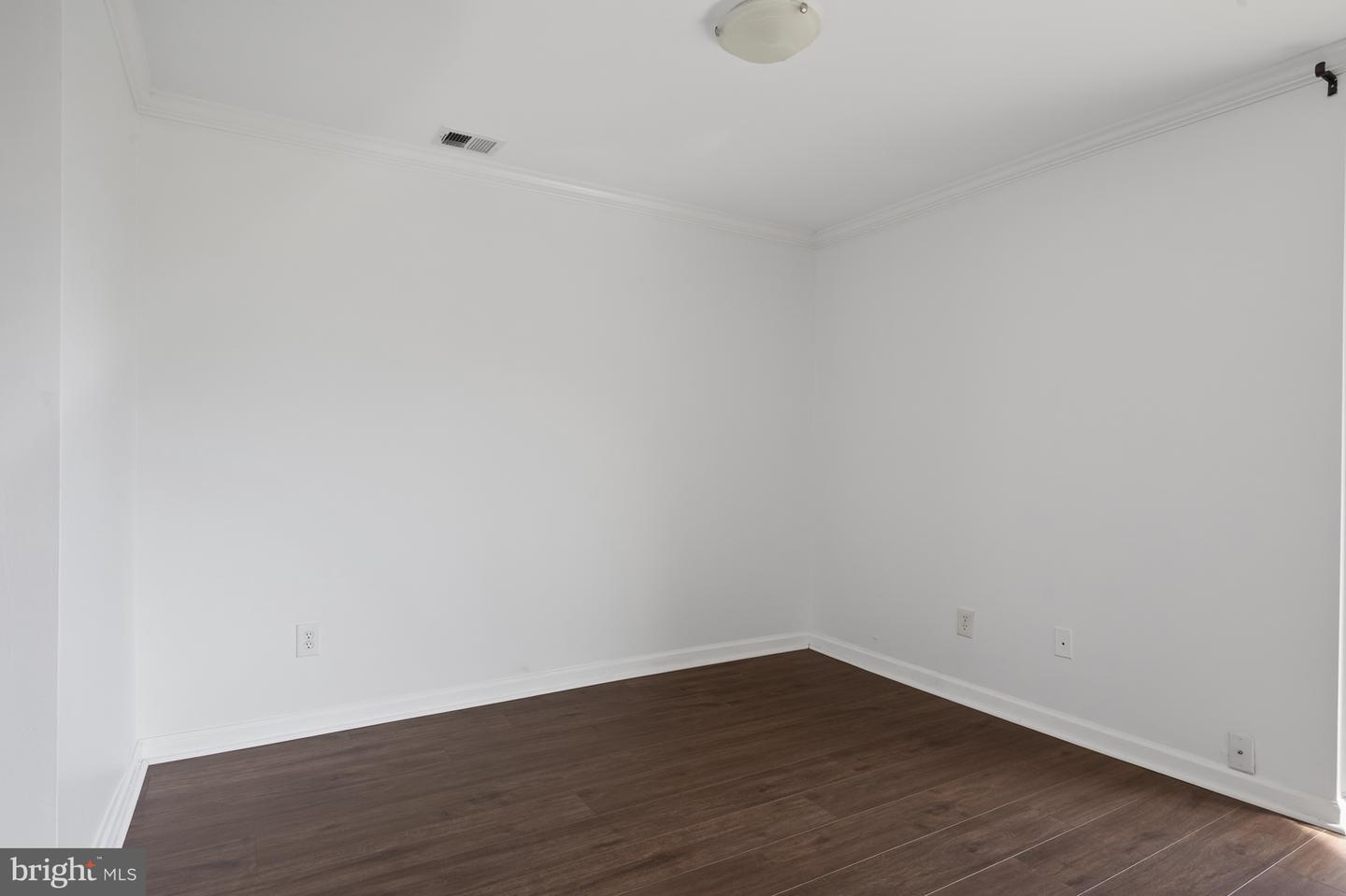 3348 Huntley Square Dr #b Property Photo 10