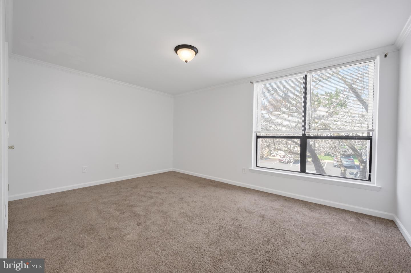 3348 Huntley Square Dr #b Property Photo 24