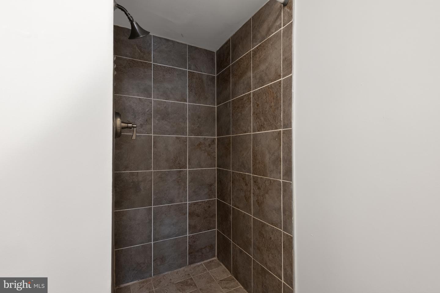 3348 Huntley Square Dr #b Property Photo 26