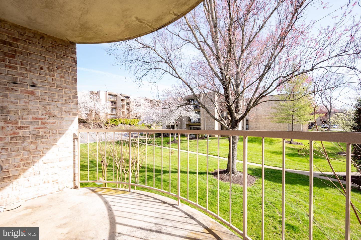 3348 Huntley Square Dr #b Property Photo 30