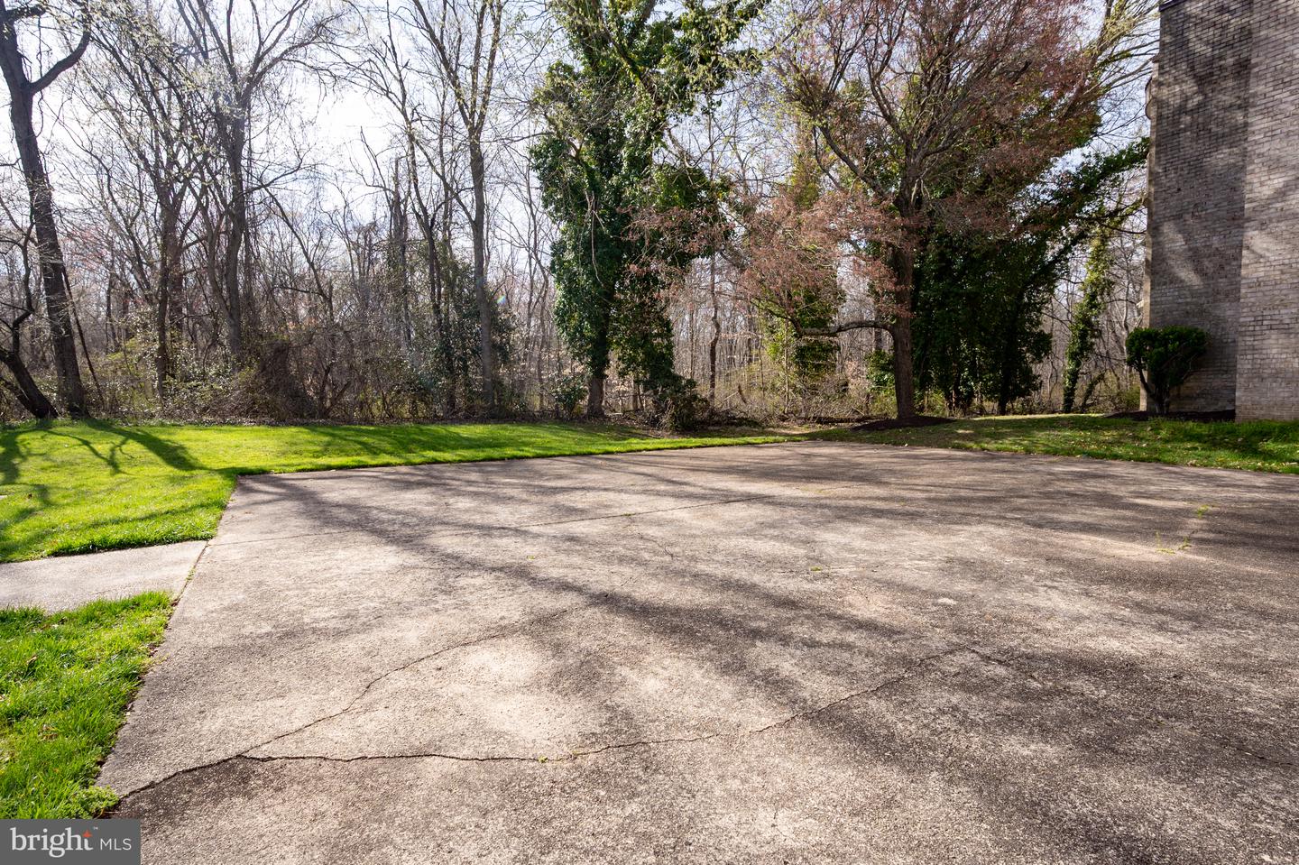 3348 Huntley Square Dr #b Property Photo 38