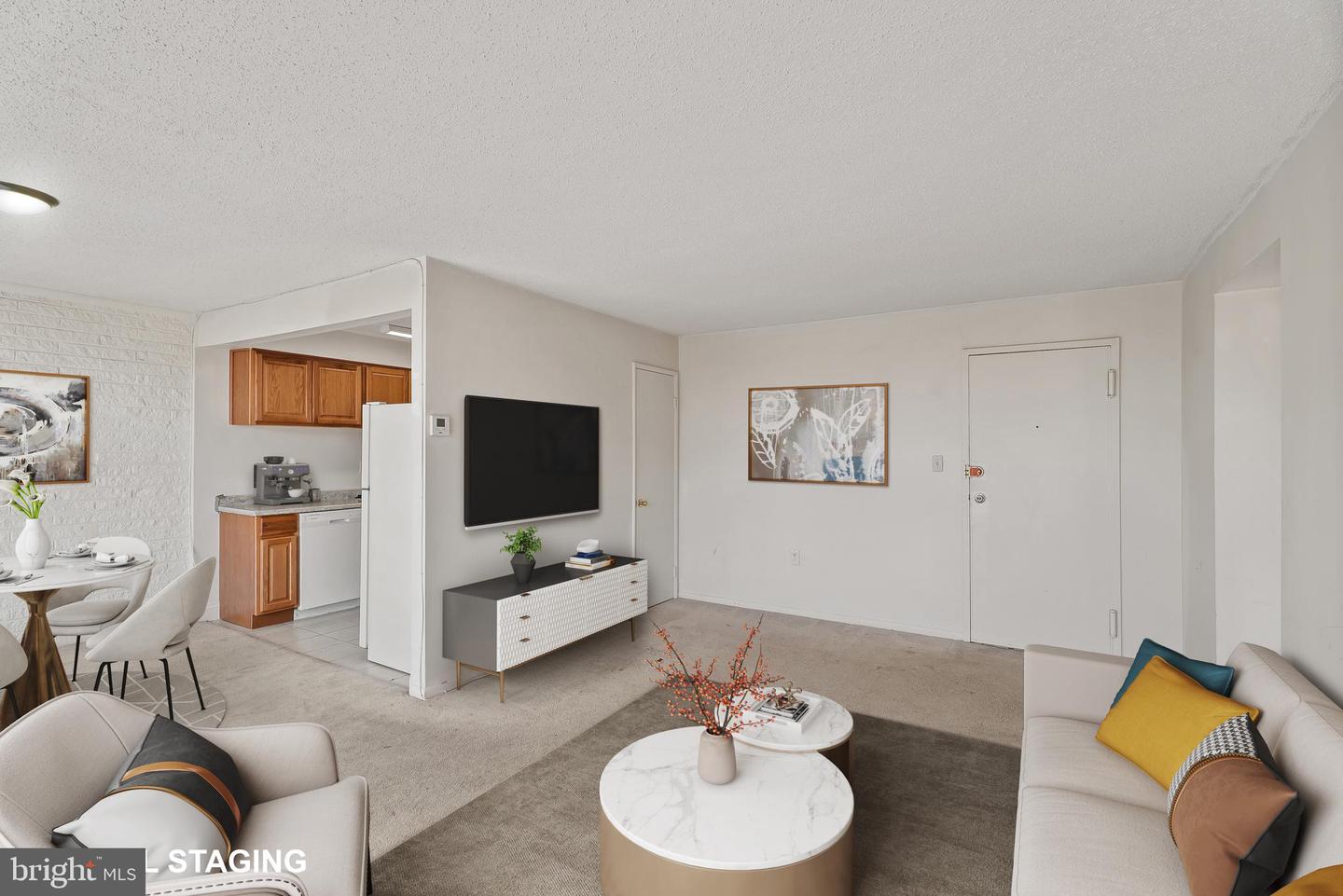 1824 METZEROTT RD #204 Property Photo 1