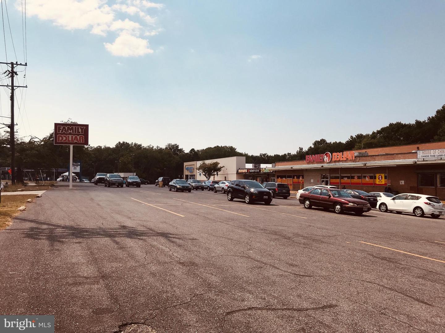 6815 1st St Property Photo 15