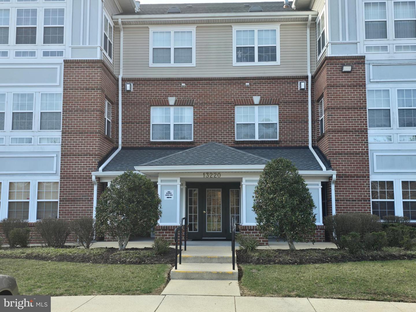 13220 Fox Bow Dr #307 Property Photo 1