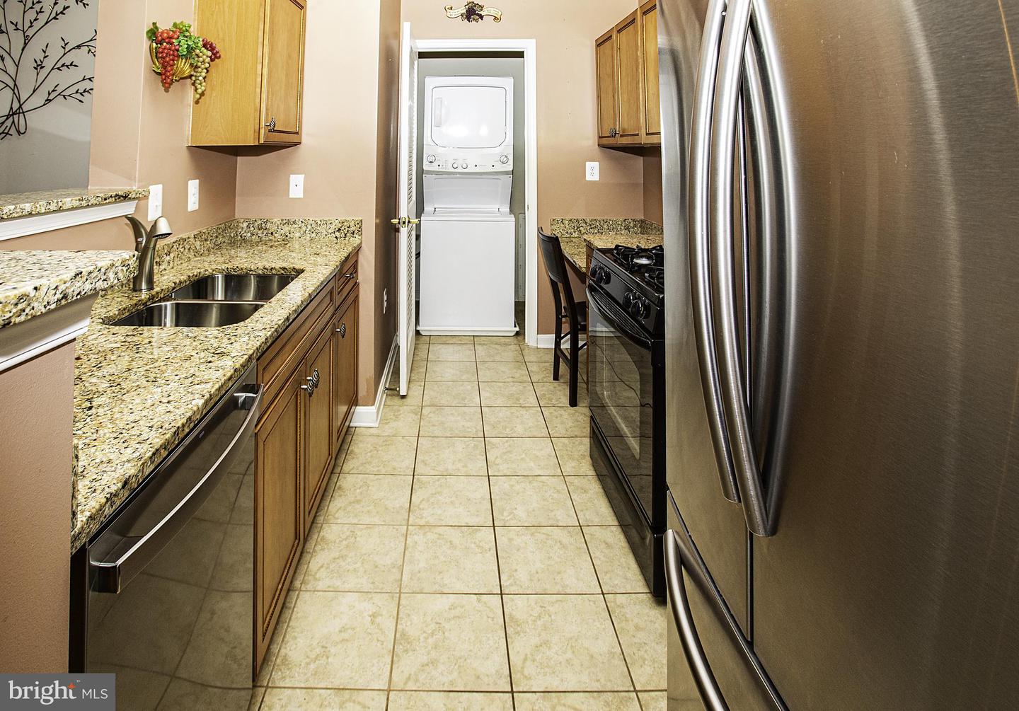 13220 Fox Bow Dr #307 Property Photo 4